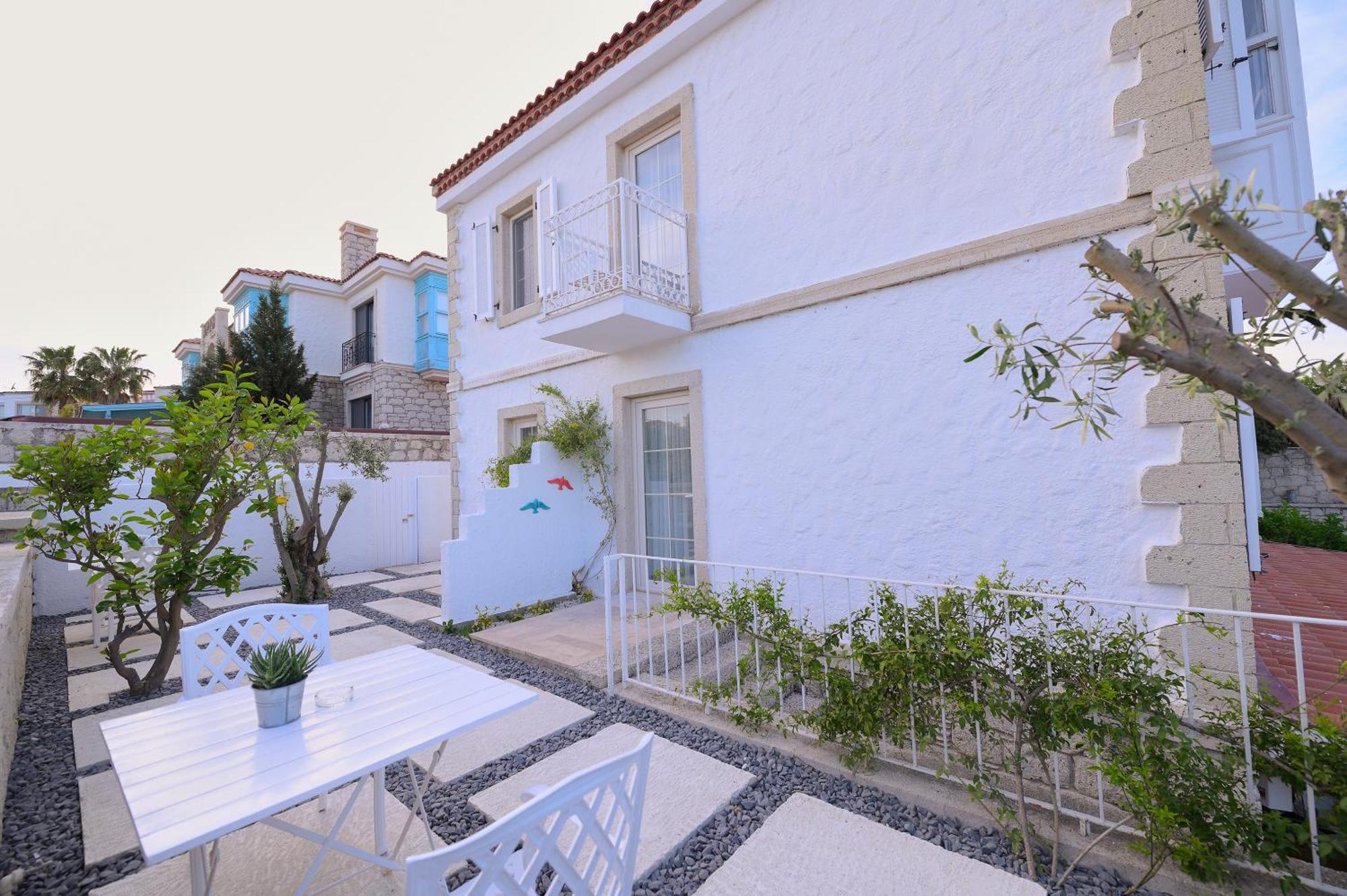 Peremere Alacati Otel Exteriör bild
