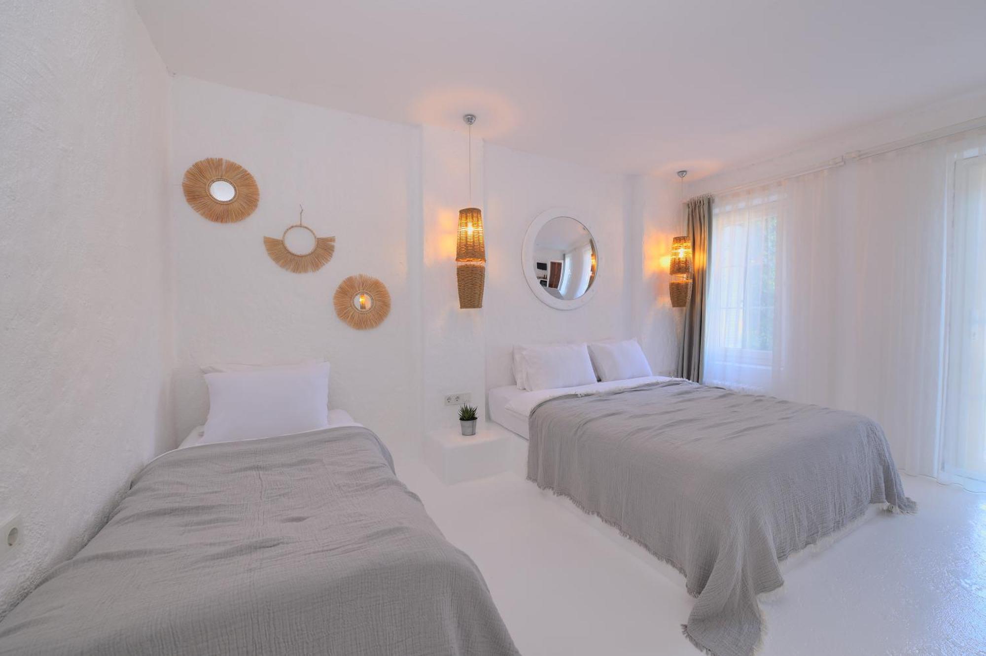 Peremere Alacati Otel Exteriör bild