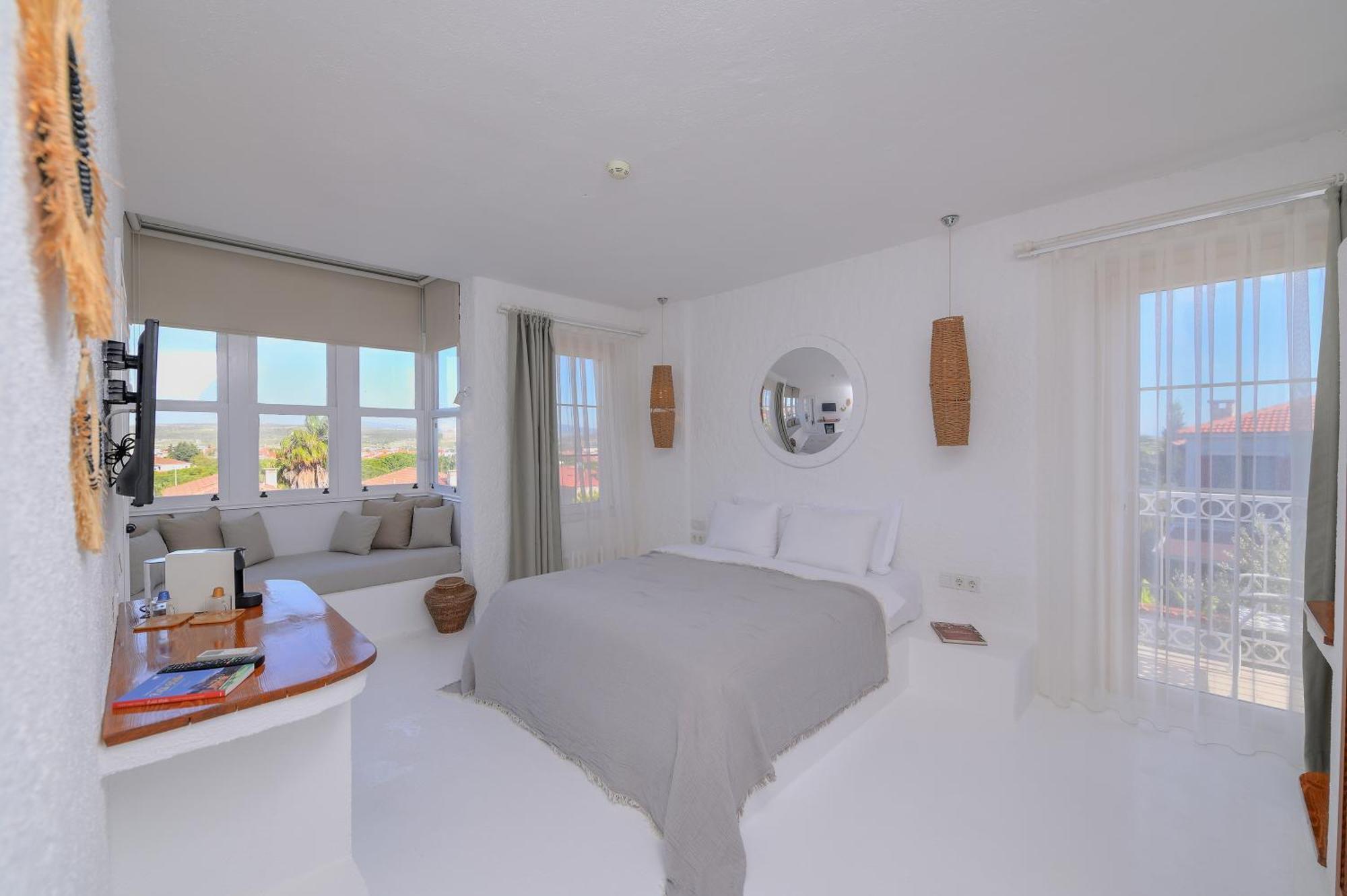 Peremere Alacati Otel Exteriör bild