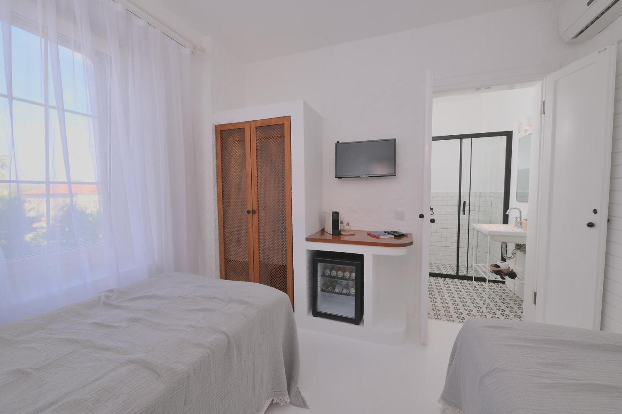 Peremere Alacati Otel Exteriör bild